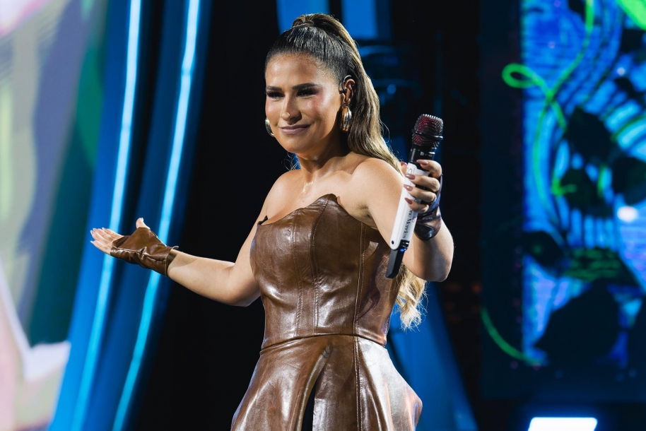 Hotel em que Simone Mendes ficou hospedada em Dubai sofre ataque e cantora desabafa: ‘Pânico’