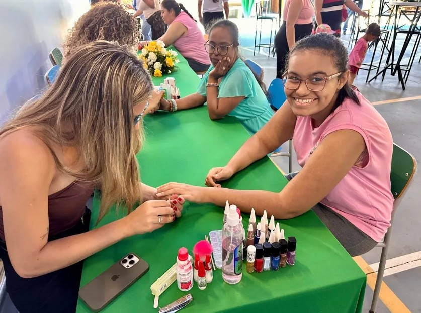 Evento “Espelho, espelho meu” promove inclusão e celebra autoestima na APAE de Cajamar