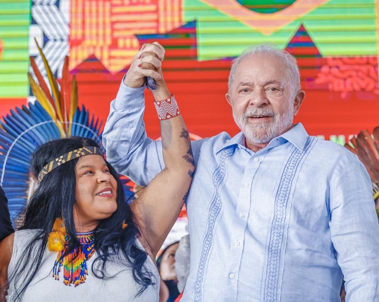 Lula assina decretos de homologação de terras indígenas